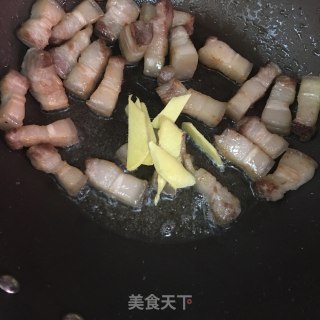 梅干菜焖五花肉的做法步骤：7