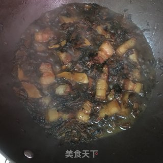 梅干菜焖五花肉的做法步骤：11