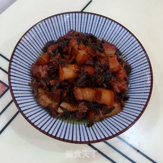 梅干菜焖五花肉的做法步骤：12