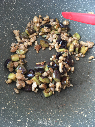 肉末茄丁的做法步骤：7