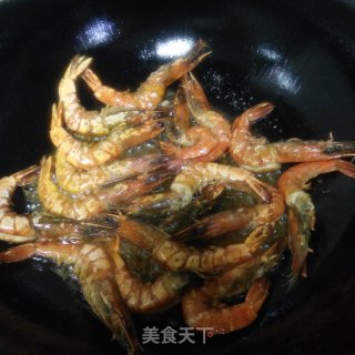 蒜蓉黑虎虾的做法步骤：3