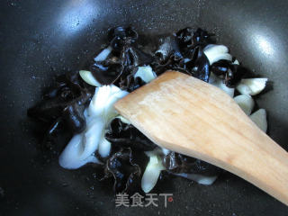 葱香木耳的做法步骤：4