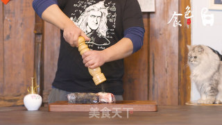 剁椒鱼头，最正宗的做法，8分钟出锅，比饭店好吃一百倍，简单易学，全家都爱吃的做法步骤：2