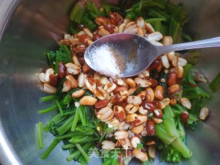 菠菜拌花生米的做法步骤：10