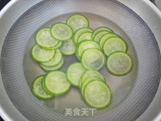 萝卜蒸肉的做法步骤：3