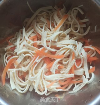香辣豆皮的做法步骤：4