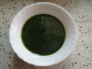 手擀菠菜面的做法步骤：2