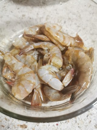 蝴蝶虾的做法步骤：2