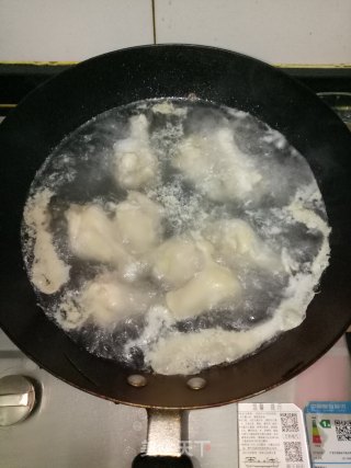 山药炖鸡翅根的做法步骤：1