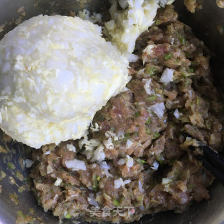 油泼白菜鲜肉水饺的做法步骤：5