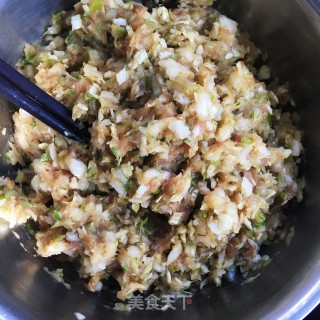 油泼白菜鲜肉水饺的做法步骤：6