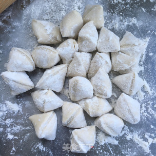 油泼白菜鲜肉水饺的做法步骤：7
