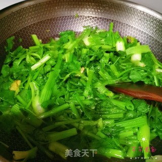 拌芹菜的做法步骤：4