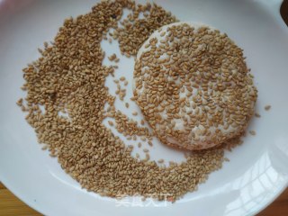苹果芝麻糯米饼的做法步骤：7