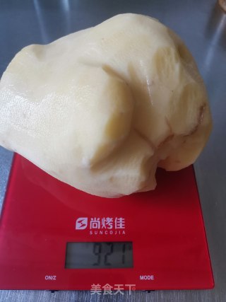 酥脆的炸薯条????的做法步骤：2