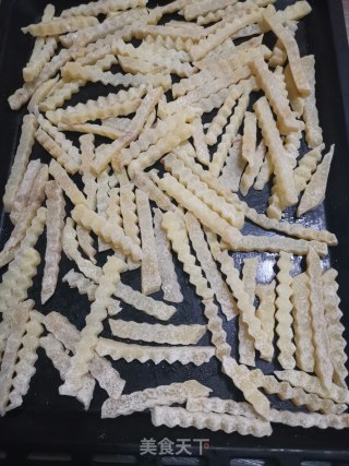酥脆的炸薯条????的做法步骤：7