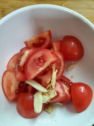 肉末煮番茄的做法步骤：3