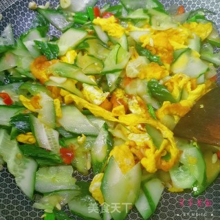 黄瓜炒鸡蛋的做法步骤：9