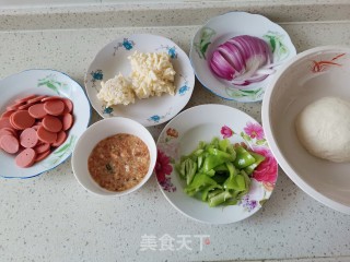 平底锅披萨的做法步骤：2