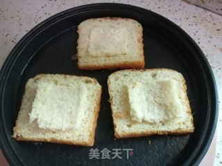 吐司煎蛋的做法步骤：4