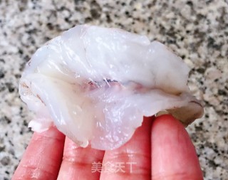 韭菜胡萝卜炒虾仁的做法步骤：2