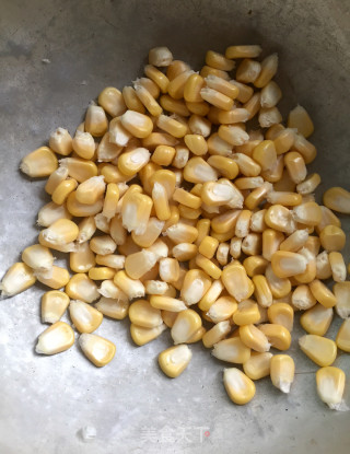 三色饭的做法步骤：1