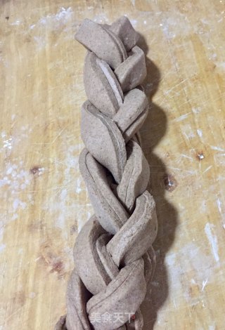 黑麦辫子面包的做法步骤：9