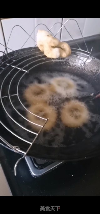 糯米版甜甜圈（油圈子）的做法步骤：14