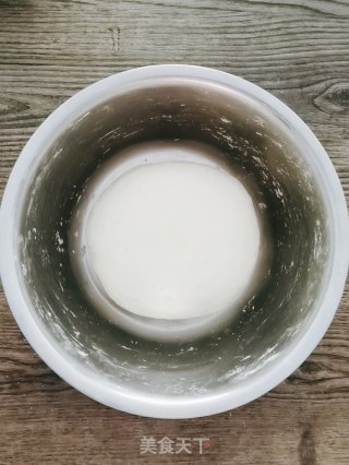 葱香肉包的做法步骤：5