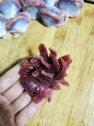 凉拌鸭胗的做法步骤：4