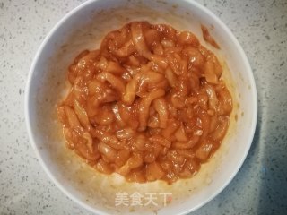 葱爆鸡肉的做法步骤：2