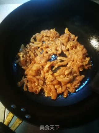 葱爆鸡肉的做法步骤：5