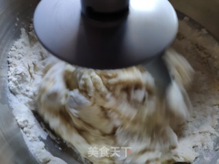 普通面粉土司的做法步骤：2