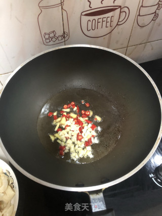 野山笋炒瘦肉的做法步骤：4