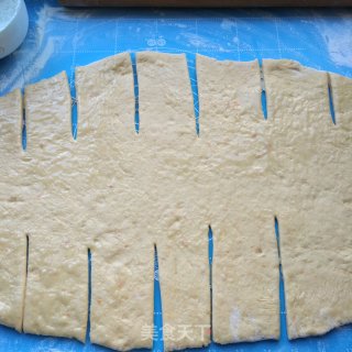 蒸南瓜千层饼的做法步骤：4