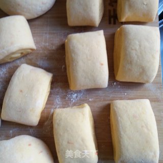 南瓜刀切花卷的做法步骤：5