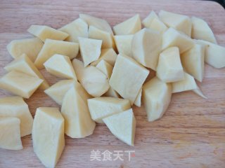 红烧鸡叉骨土豆的做法步骤：4