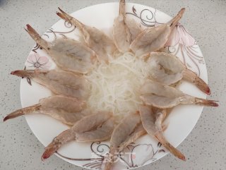 蒜泥粉丝虾的做法步骤：5