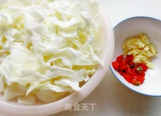 手撕包菜的做法步骤：2