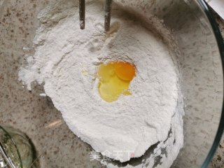 自制油条的做法步骤：2