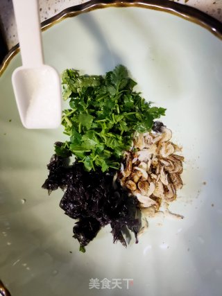 虾皮紫菜汤的做法步骤：5