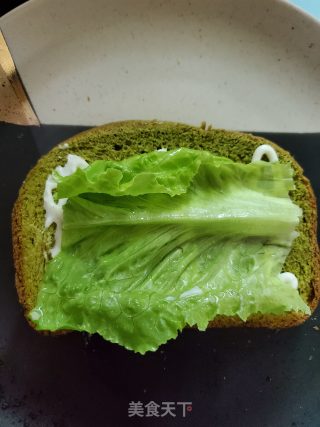 鸡蛋香肠三明治的做法步骤：6