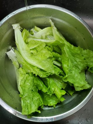 响油生菜的做法步骤：1