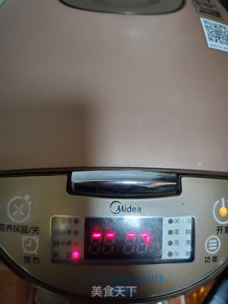 护心肉煲苹果胡萝卜汤的做法步骤：7