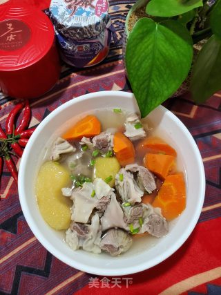 护心肉煲苹果胡萝卜汤的做法步骤：9