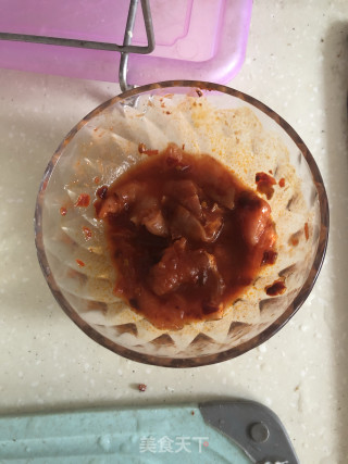 菠菜滑肉汤（春日应季美食）的做法步骤：2
