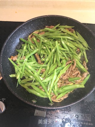 牛肉清炒无筋豆丝的做法步骤：5