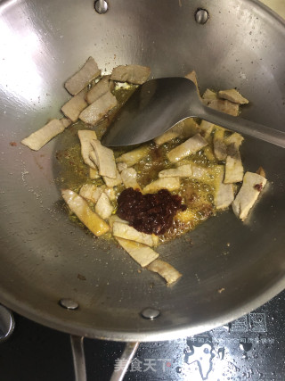 回锅肉香炒大头菜丝的做法步骤：4