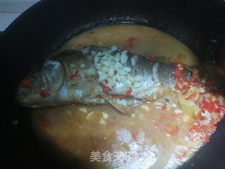 红烧鲫鱼的做法步骤：8