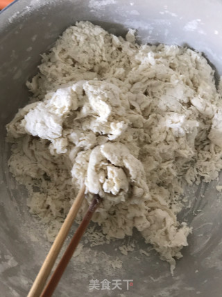 发面豆沙包的做法步骤：3